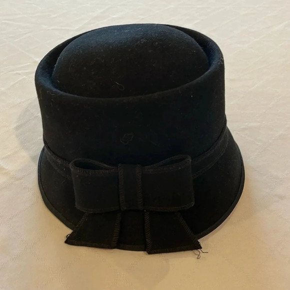 Vintage Scala Pronto wool hat‎ black bow on front EUC - Picture 1 of 4